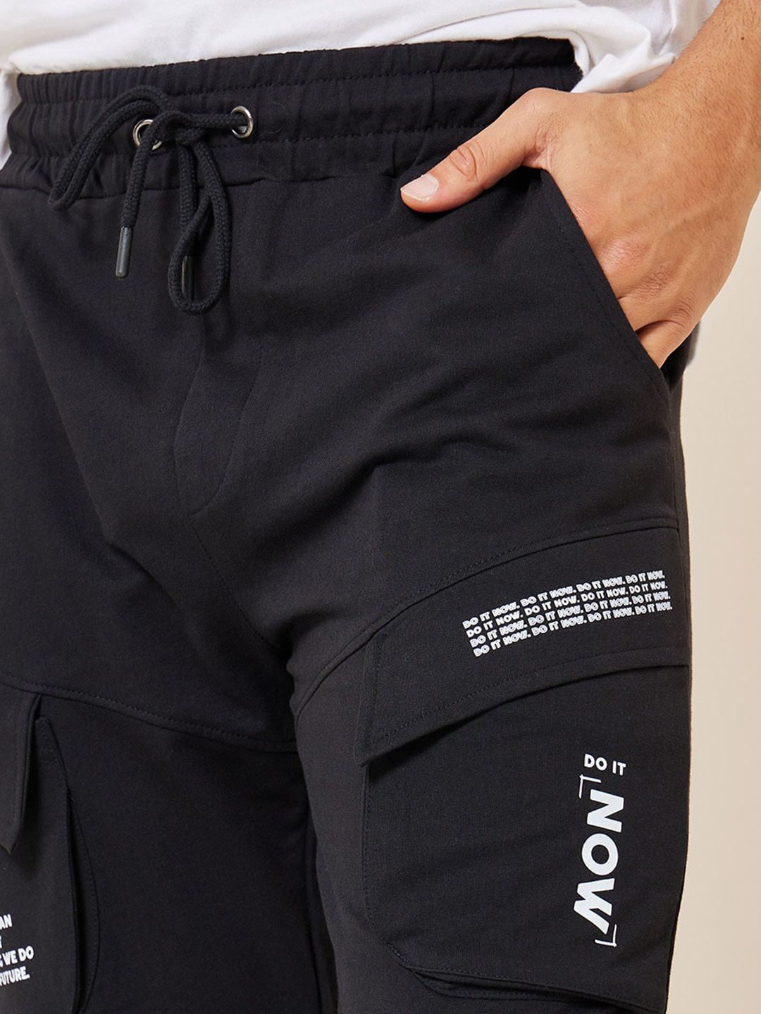  Styli Men Typography Slim Fit Cargo Pure Cotton Joggers