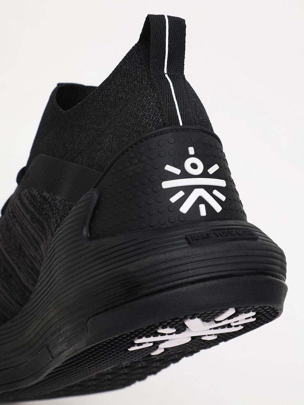  Cultsport Pro-Train Men Brand Logo Printed Fly-Knit Training Sports Shoes