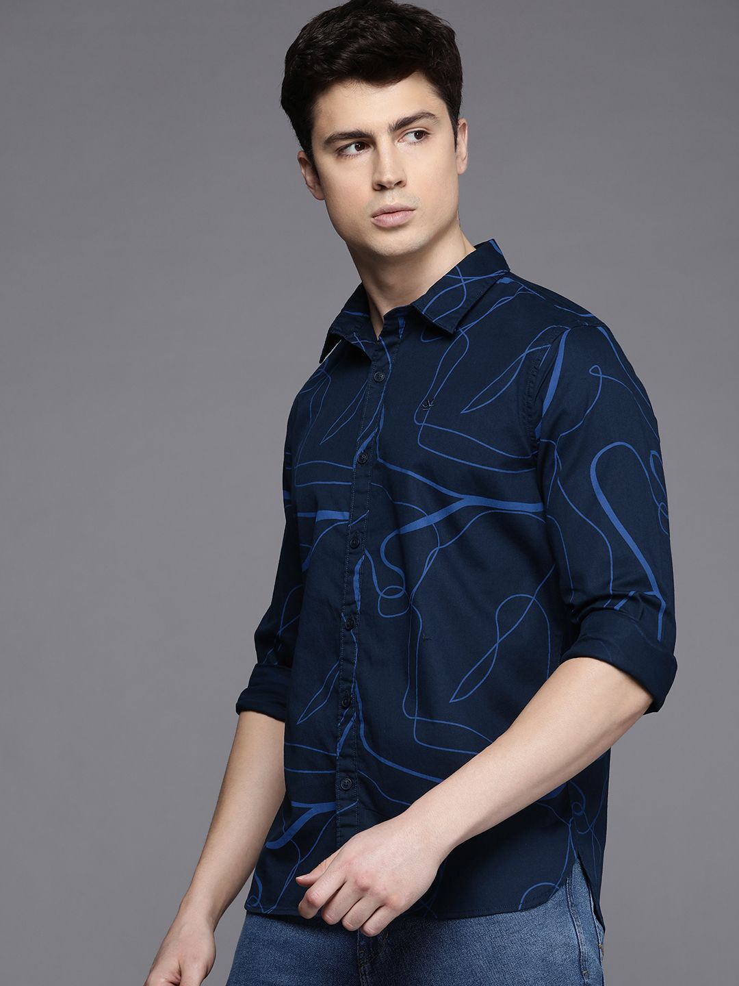  WROGN Slim Fit Abstract Printed Pure Cotton Casual Shirt