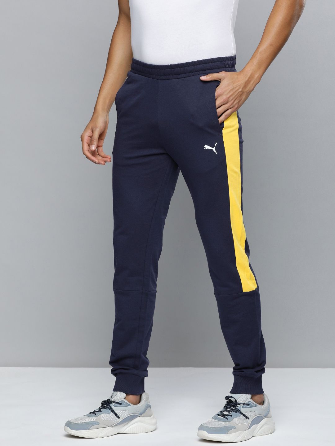  One8 X PUMA Virat Kohli Men Brand Logo Print & Side Taping Colourblocked Slim Fit Joggers