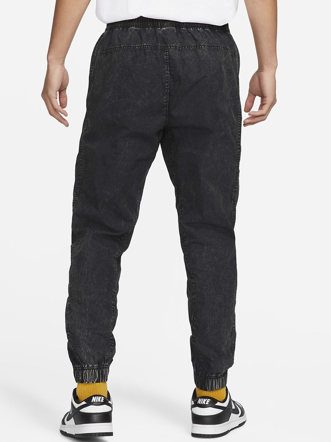  Nike Club+ Men Cotton Unlined Woven Joggers