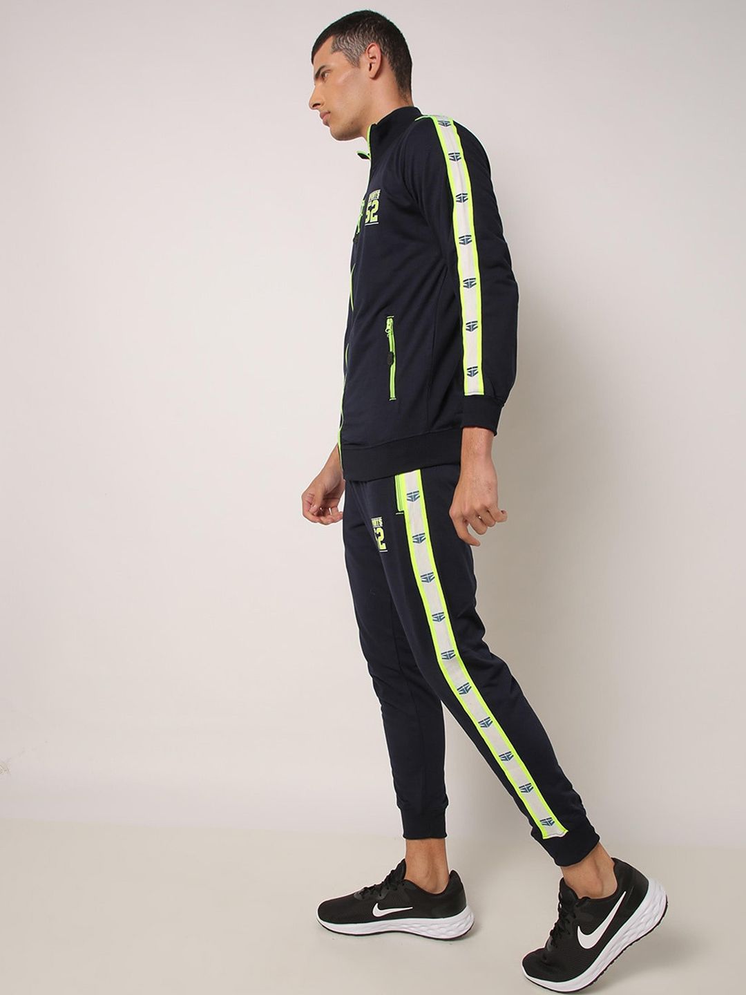  Sports52 Wear Men Solid Tracksuit
