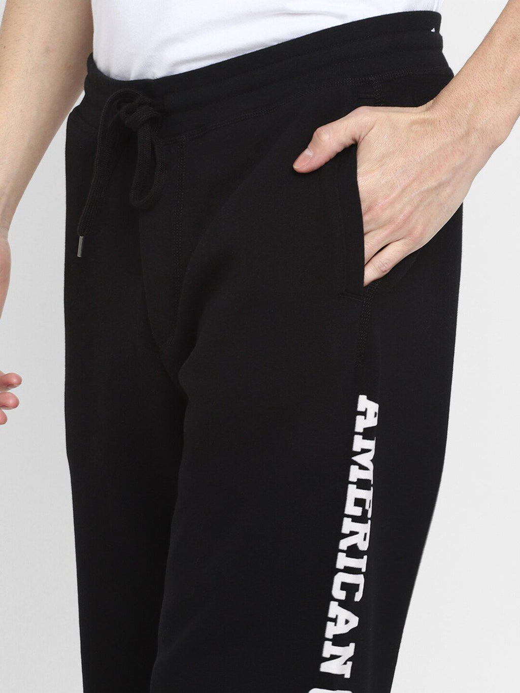  AMERICAN EAGLE OUTFITTERS Men Solid Black Cotton Track Pants