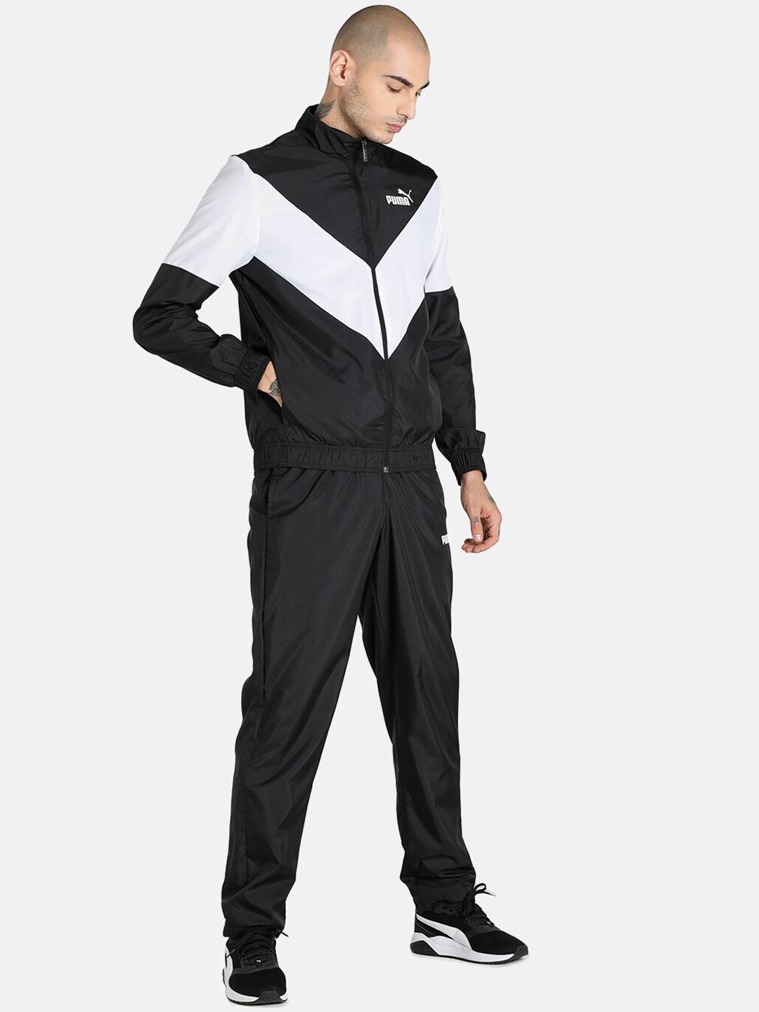  Puma Men Black & White Colourblocked Regular Fit Tracksuit