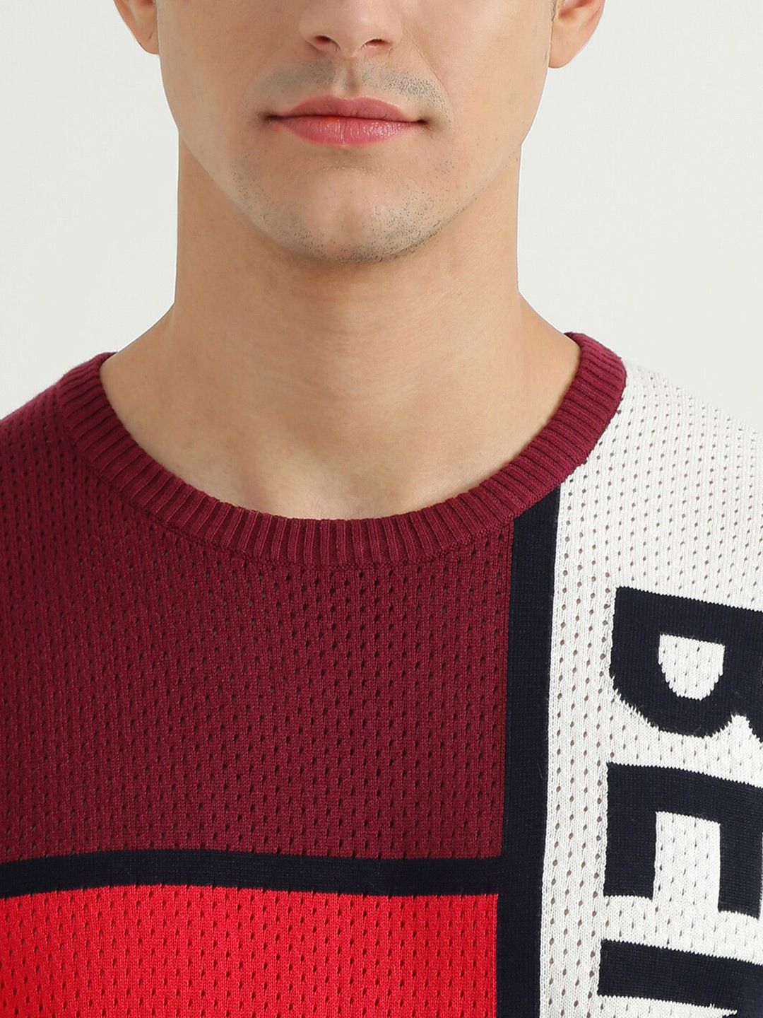  United Colors Of Benetton Men Red Colourblocked Sweatshirt