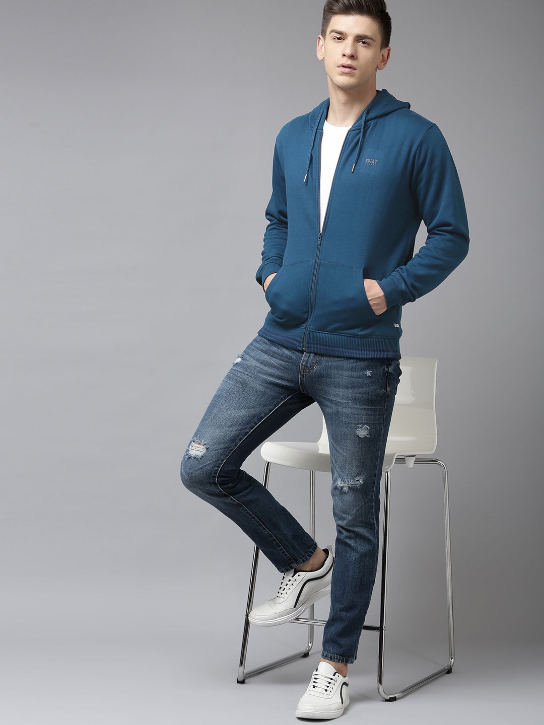  BEAT LONDON By PEPE JEANS Men Navy Blue Solid Hooded Sweatshirt With Minimal Print Detail