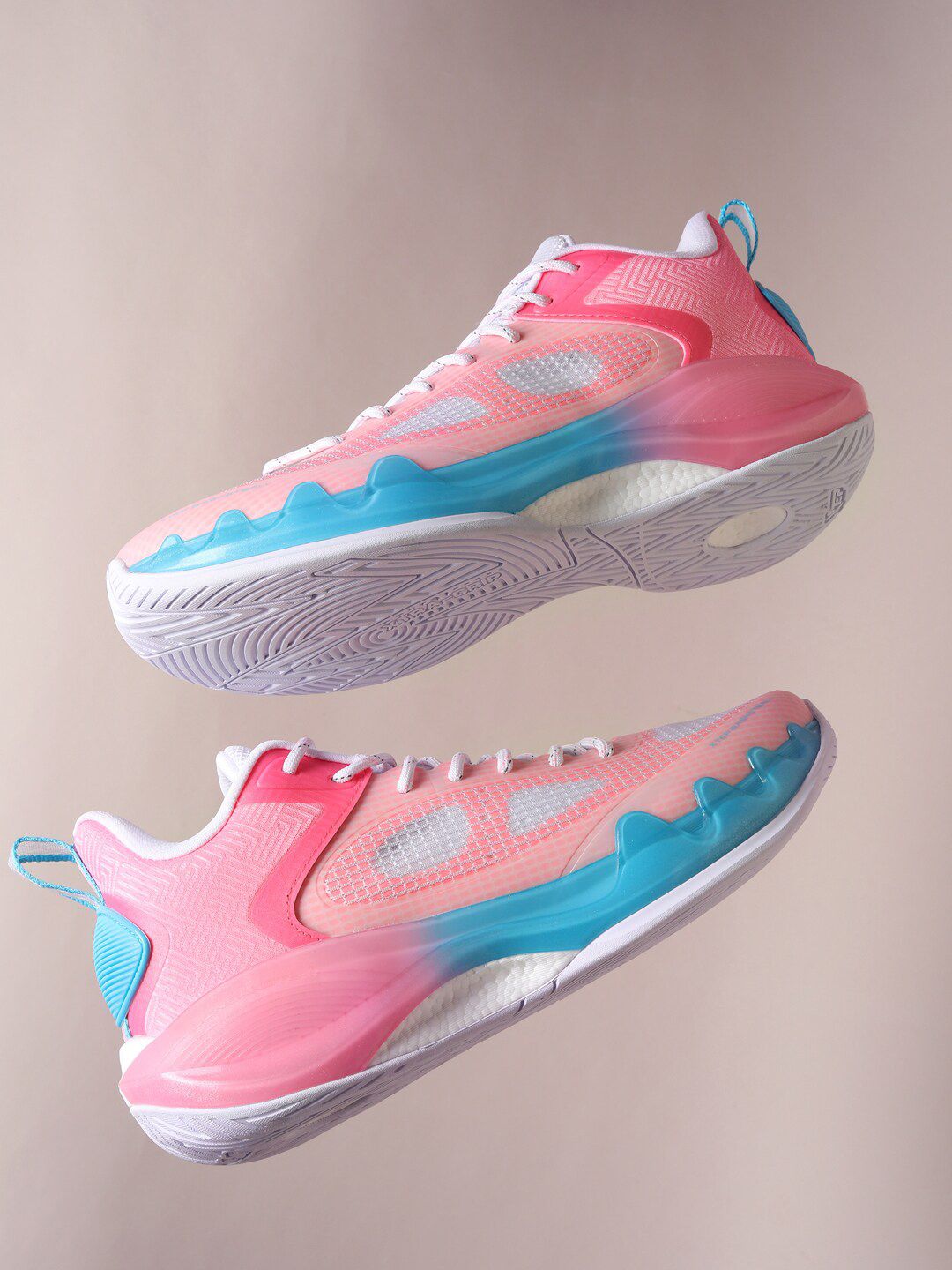  Xtep Men Pink Basketball Non-Marking Shoes
