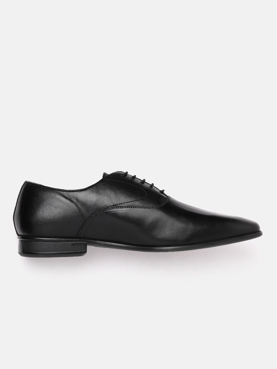  Van Heusen Men Leather Solid Formal Oxfords