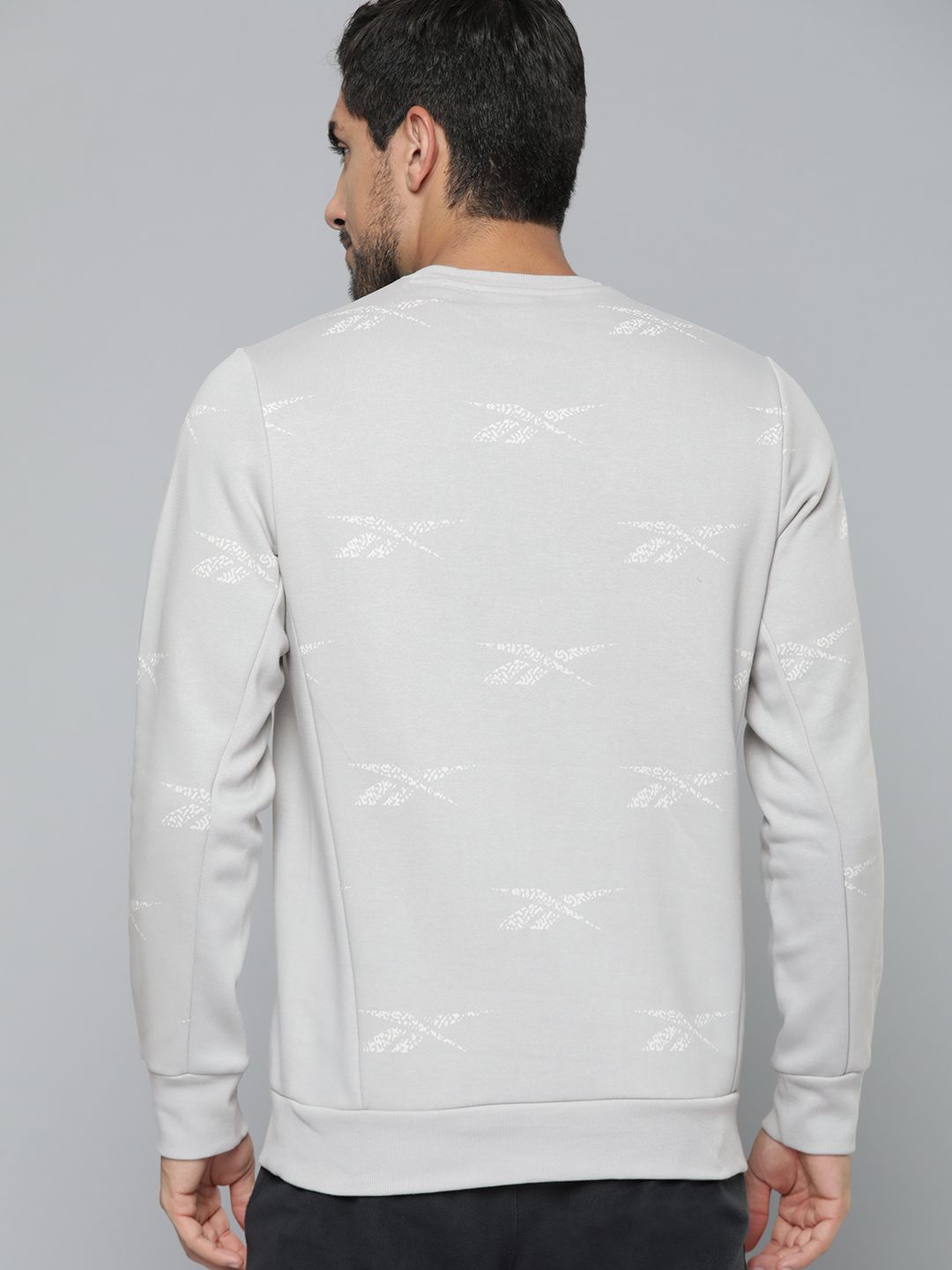  Reebok Men Grey Printed AOP Sweatshirt