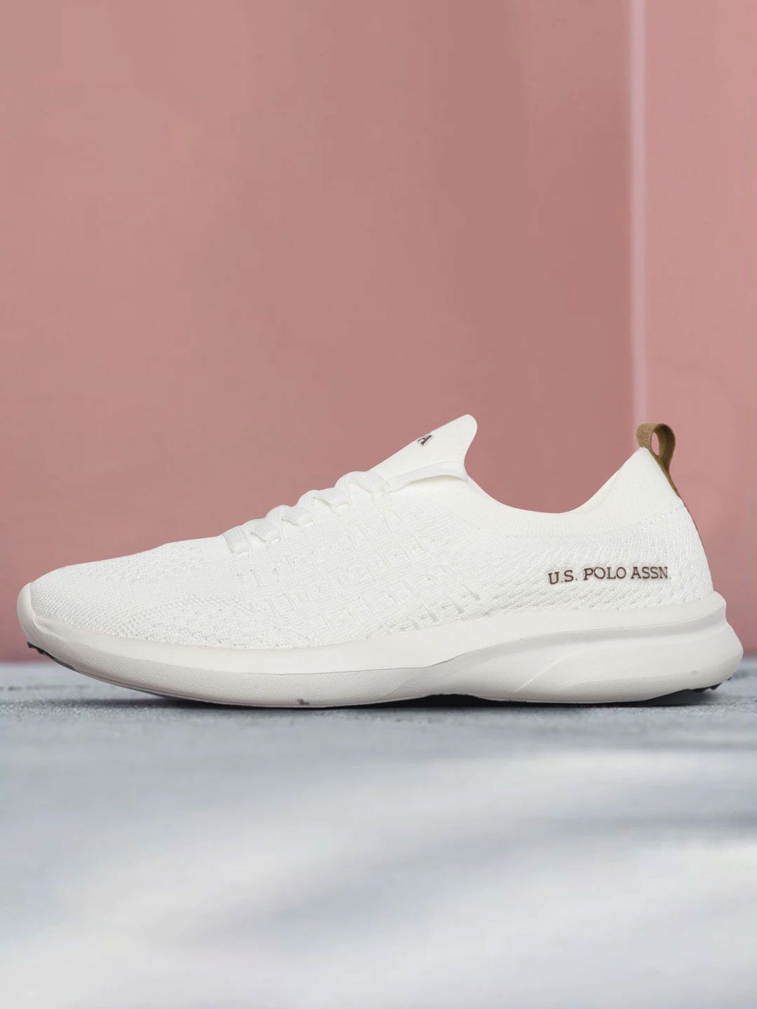 U.S. Polo Assn. Men White Gama 2.0 Walking Shoes
