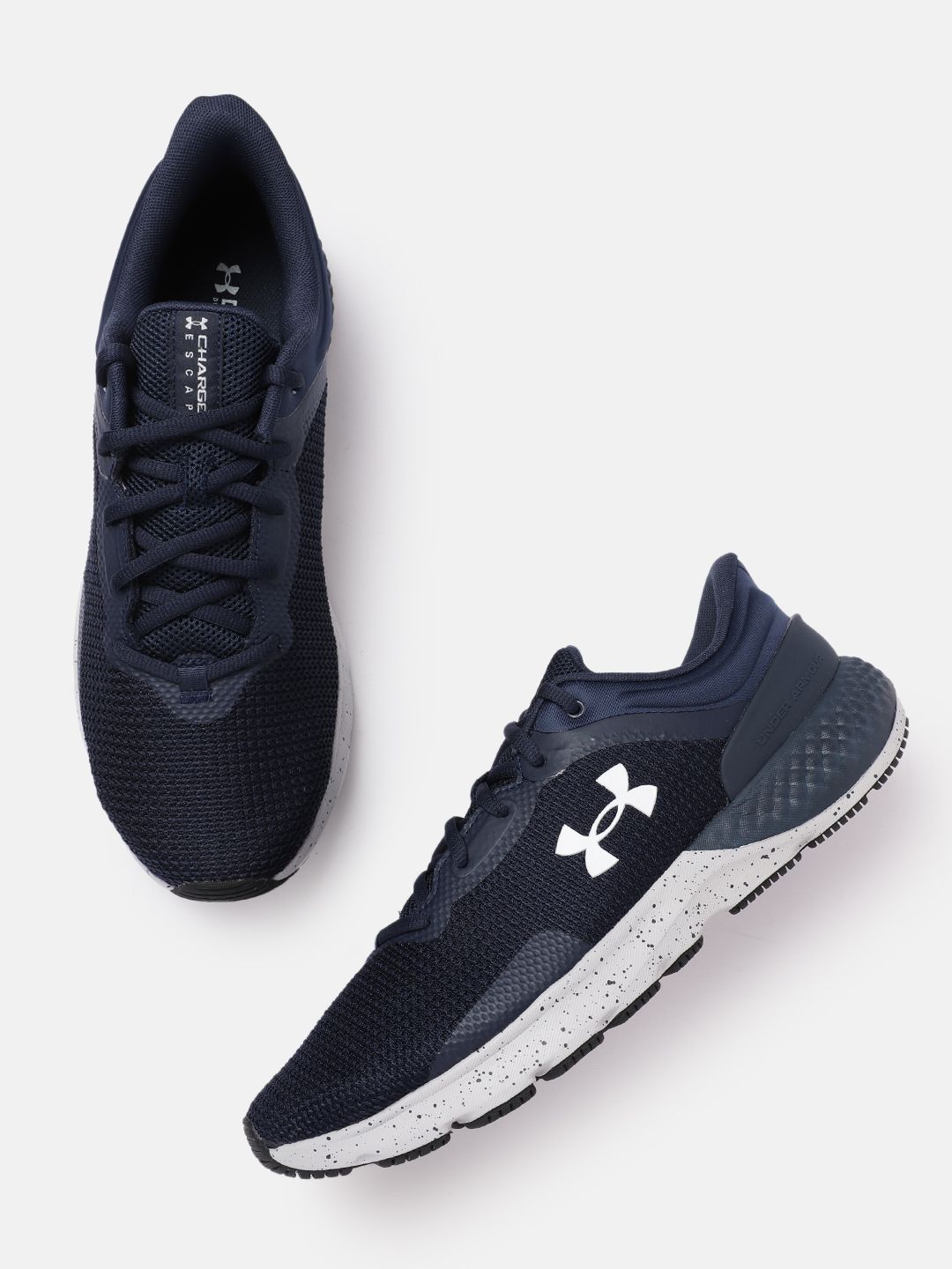  UNDER ARMOUR Men Woven Design Charged Escape 4 Running Shoes