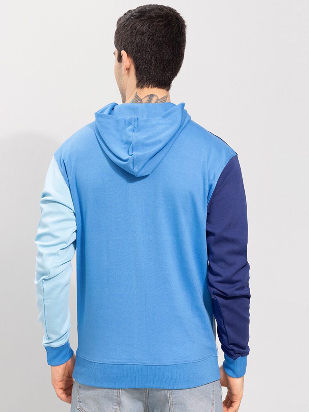  Snitch Men Blue Colourblocked Hooded Cotton Sweatshirt