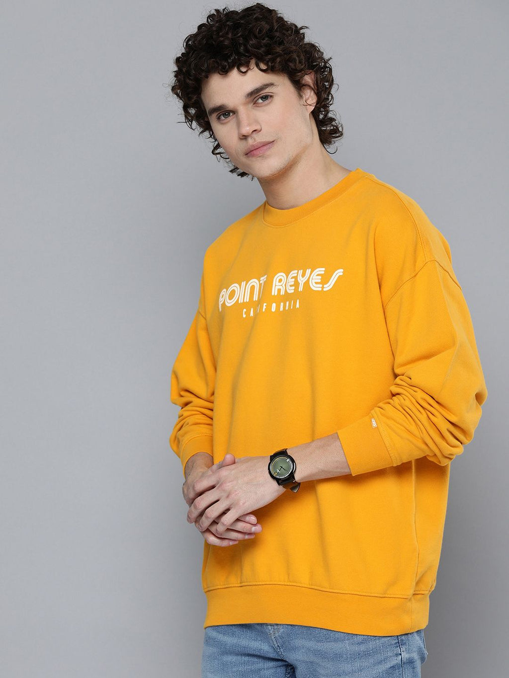  Levis Men Typography Printed Round Neck Pure Cotton Sweatshirt