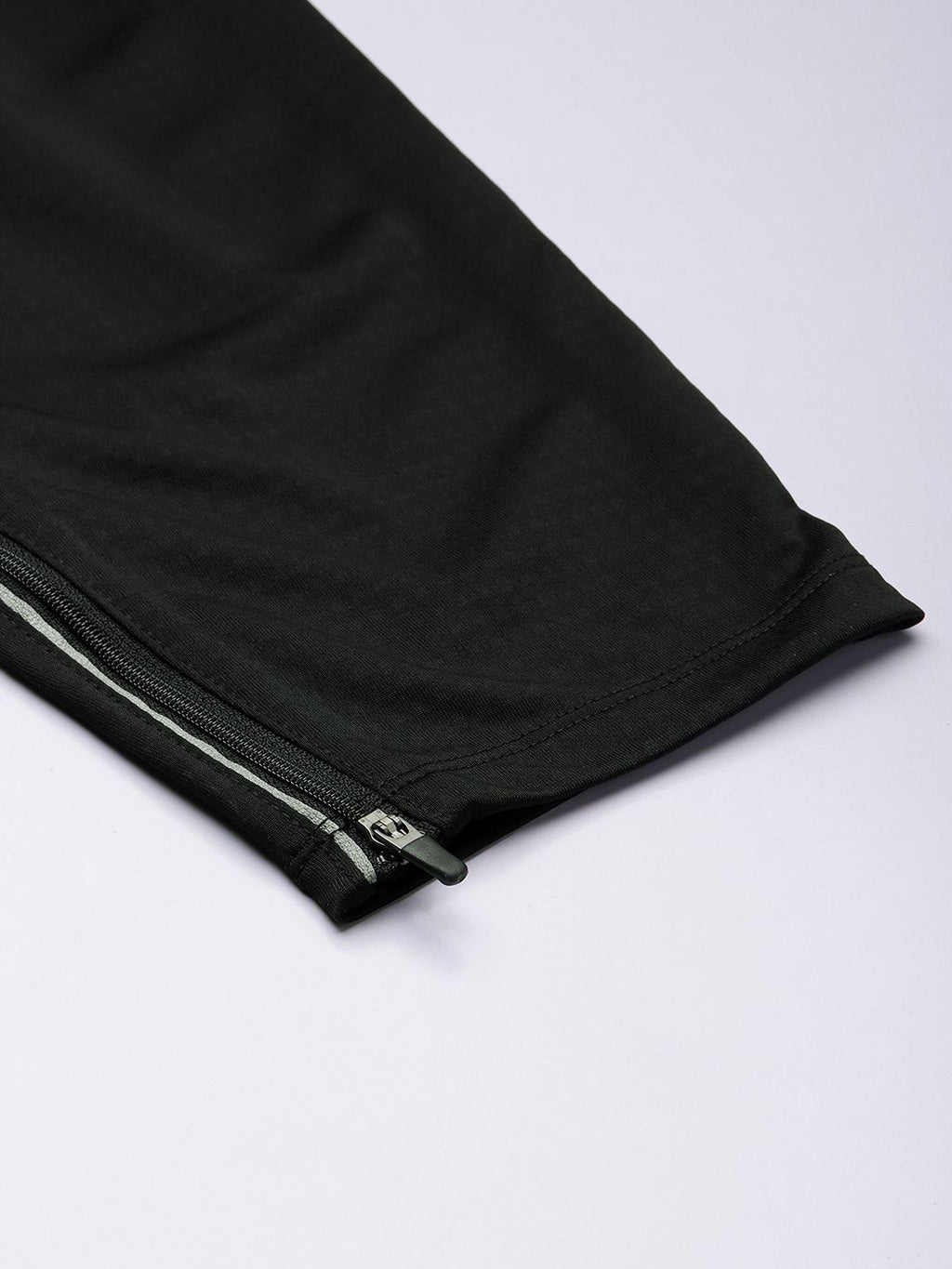  Nike Men Black Solid Dri-FIT Phenom Elite Knit Running Track Pants
