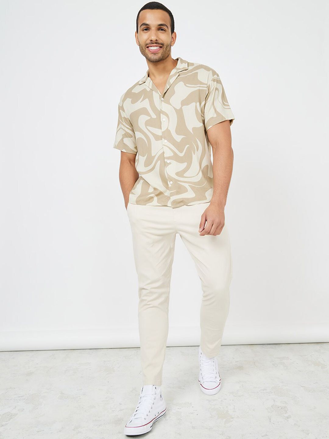  Styli Men Beige Mid-Rise Slim-Fit Pure Cotton Track Pants