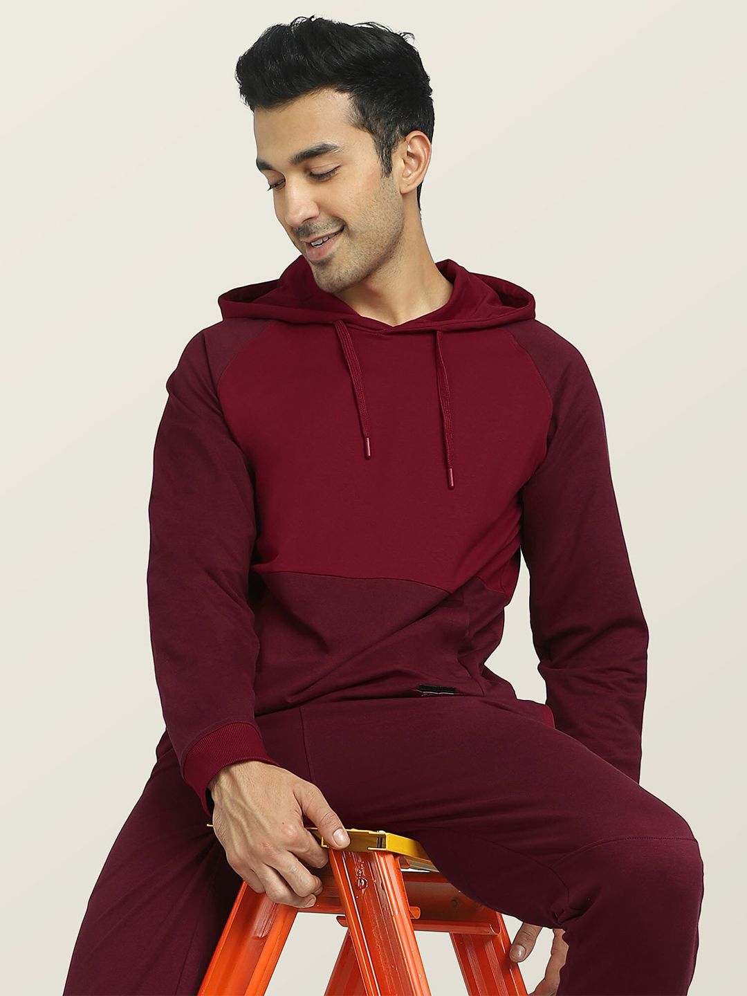  XYXX Men Maroon Hooded Cotton Sweatshirt