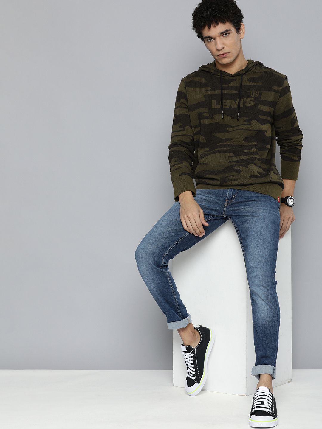  Levis Men Camouflage Printed Hooded Pure Cotton Sweatshirt With Brand Logo