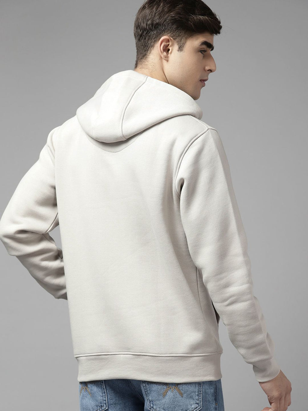  Roadster Men Solid Hooded Sweatshirt