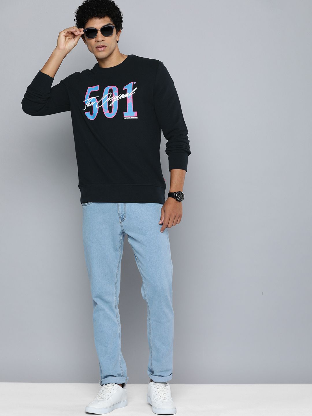  Levis Round Neck Graphic Printed Sweatshirt