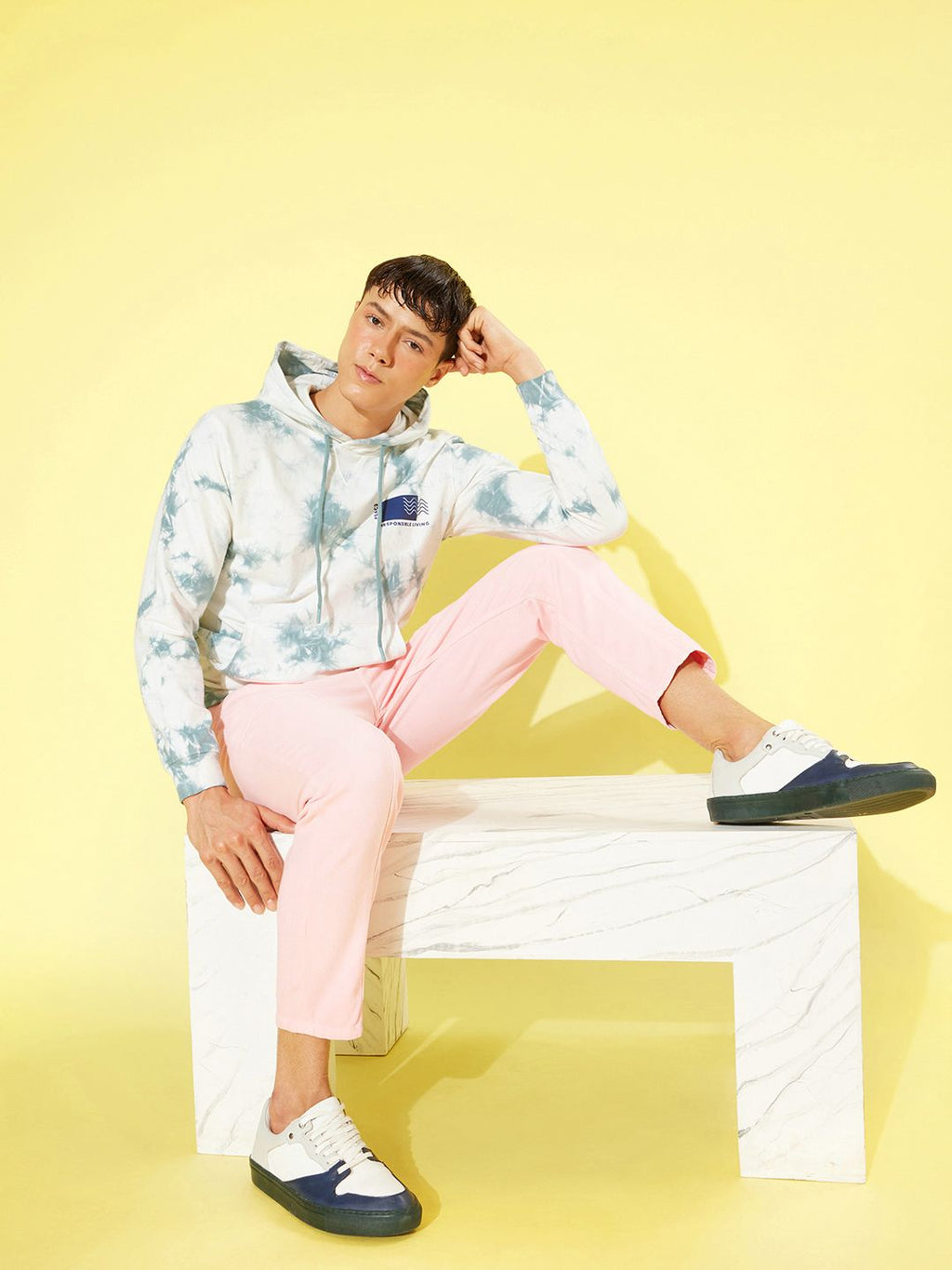  Mast & Harbour Men White & Blue Dyed Pure Cotton Printed Hooded Sweatshirt