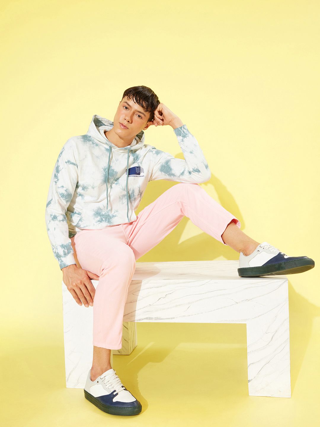  Mast & Harbour Men White & Blue Dyed Pure Cotton Printed Hooded Sweatshirt