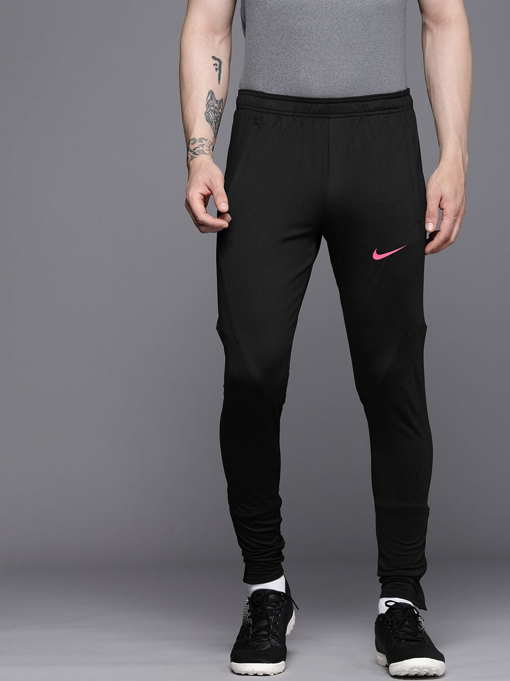  Nike Men Brand Logo Printed Dri-FIT Strike Soccer Pants