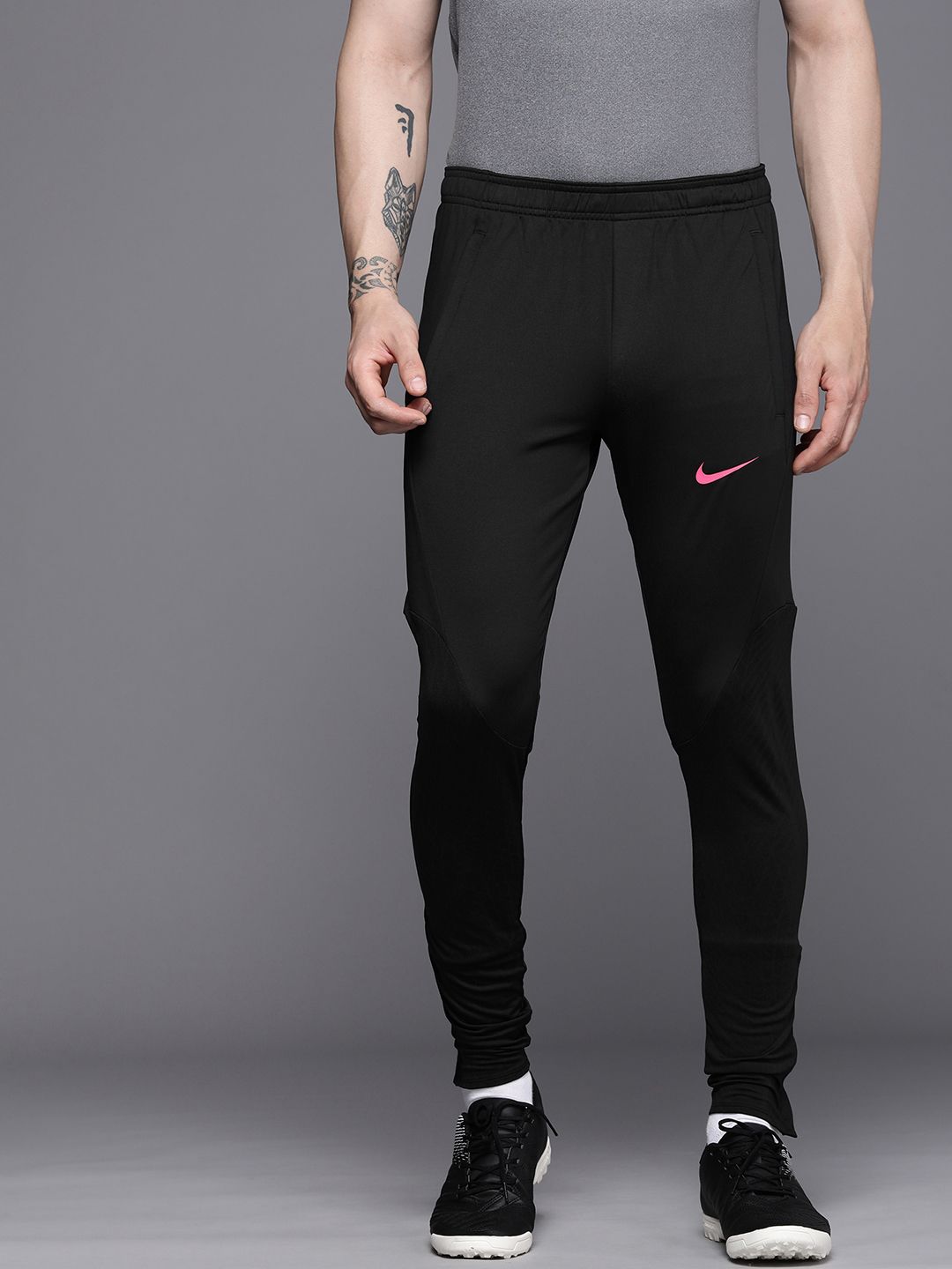  Nike Men Brand Logo Printed Dri-FIT Strike Soccer Pants