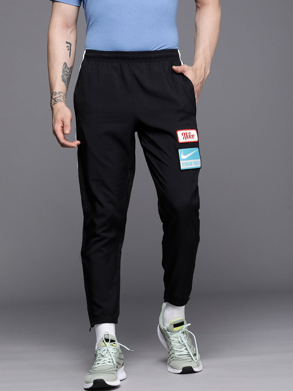  Nike Men Dri Fit Applique Brank Logo Detailed DYE Challenger Running Pants