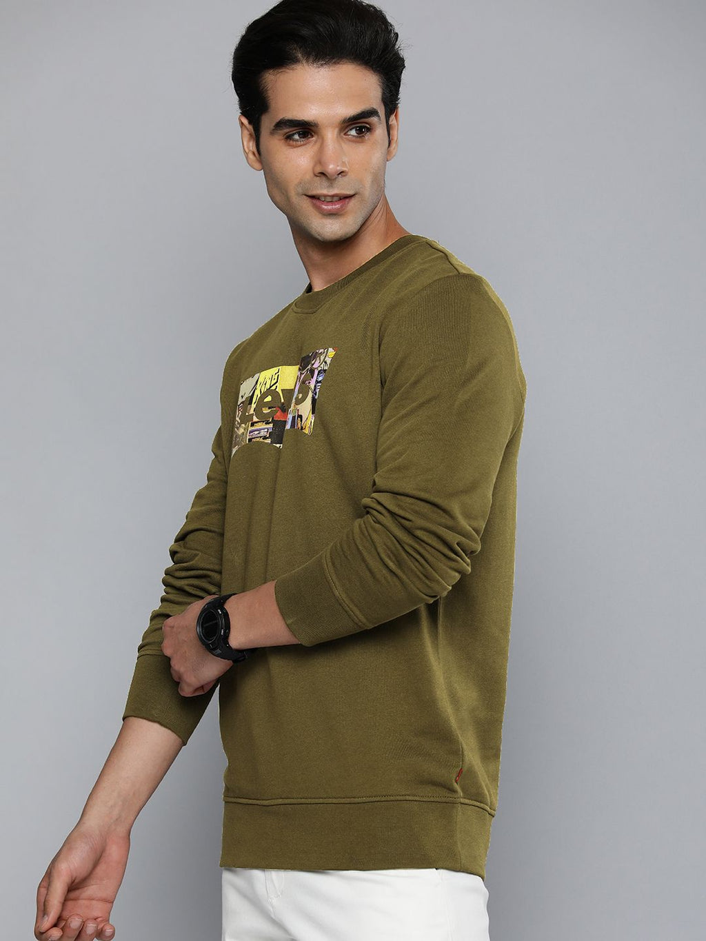  Levis Men Olive Green Printed Pure Cotton Sweatshirt