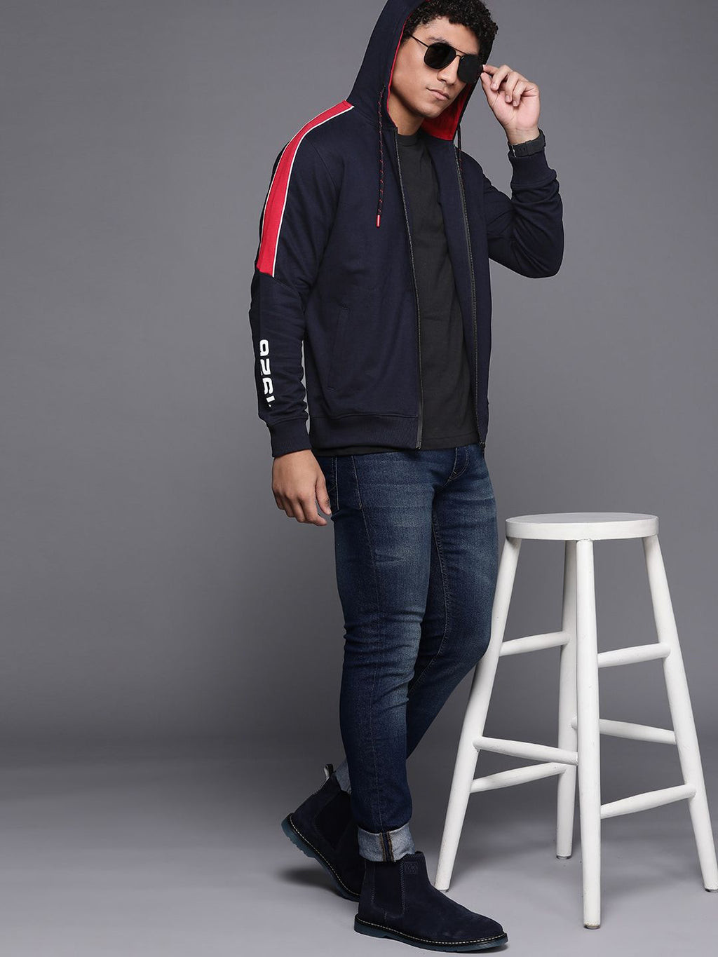  Ducati Men Navy Blue & Red Printed Hooded Sweatshirt
