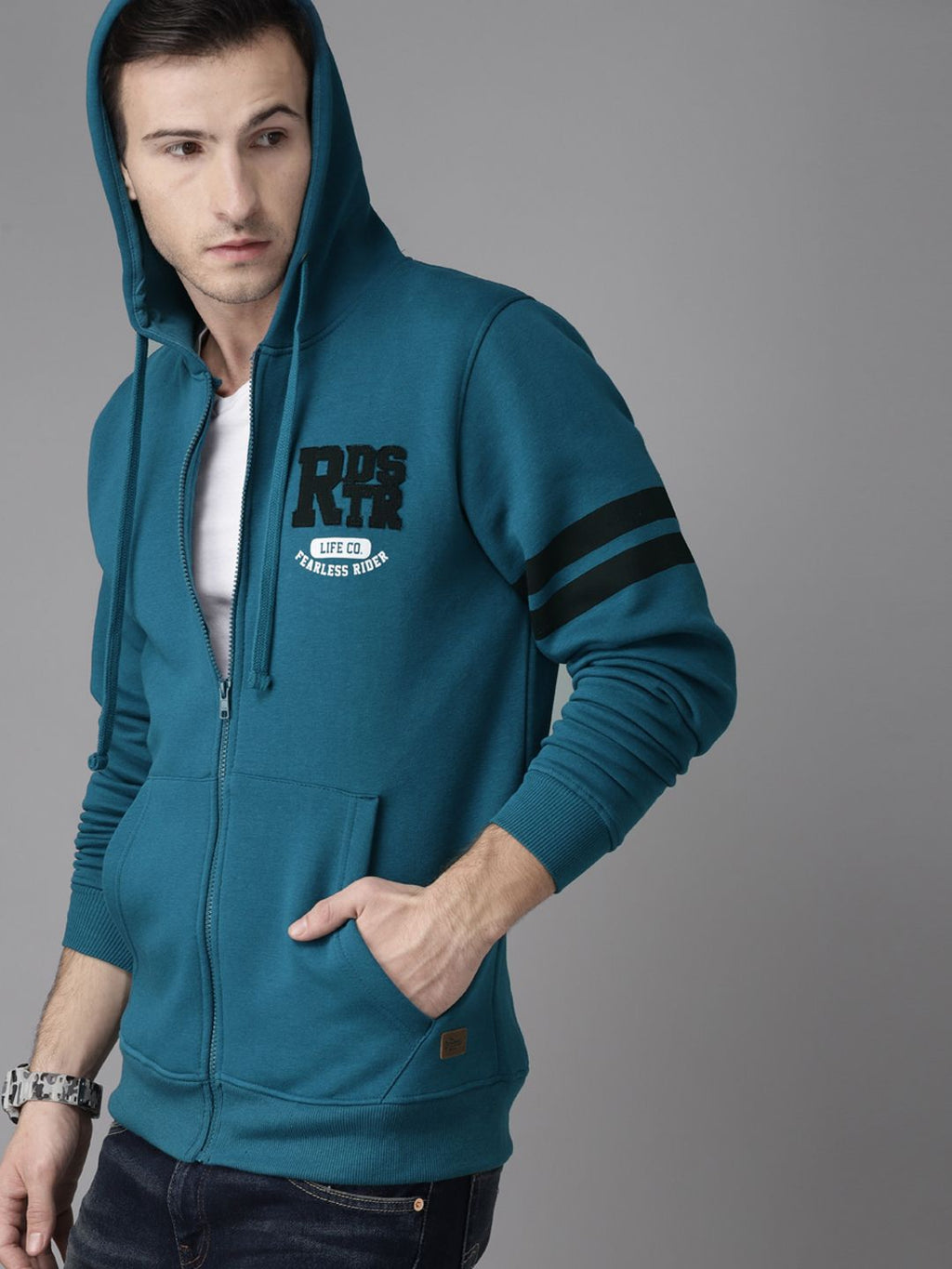  Roadster Men Teal Blue Solid Hooded Sweatshirt