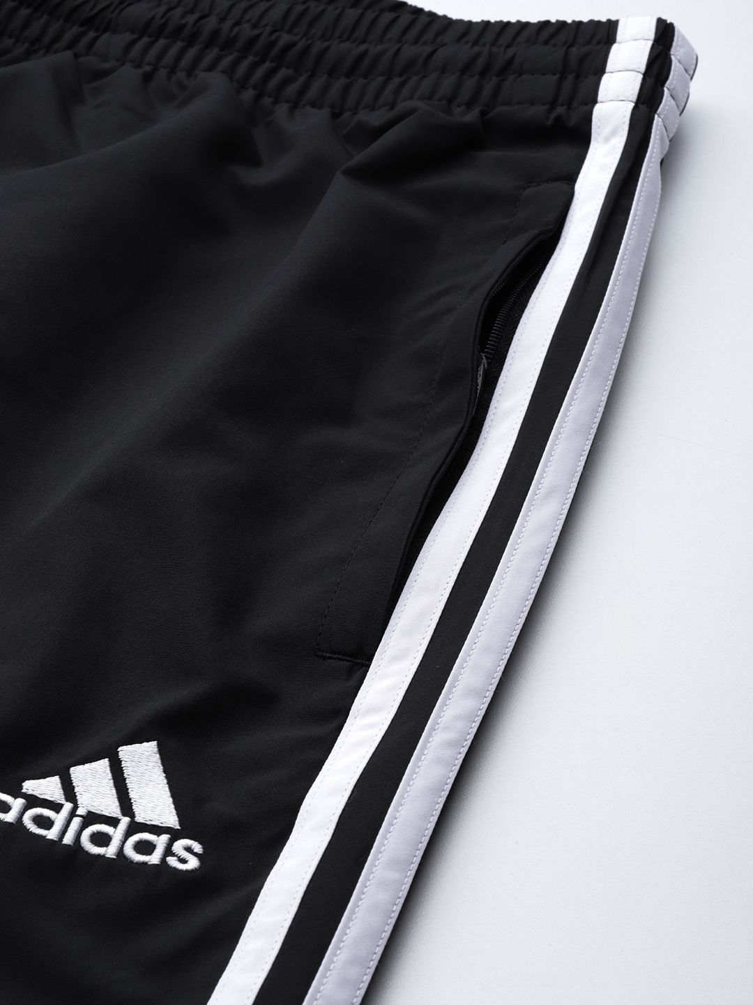 ADIDAS Men Solid Aeroready 3S WV TT Tracksuits