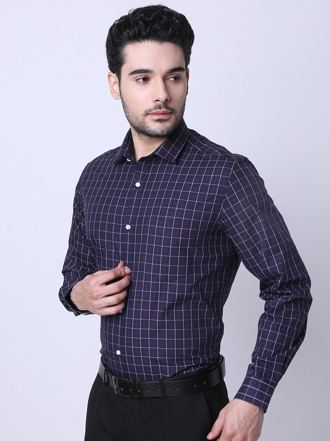  INSPIRO Classic Slim Fit Checked Spread Collar Formal Shirt