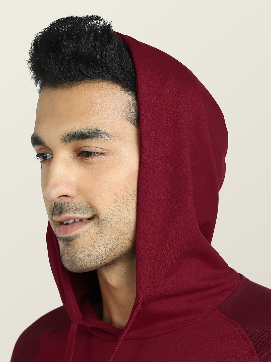  XYXX Men Maroon Hooded Cotton Sweatshirt
