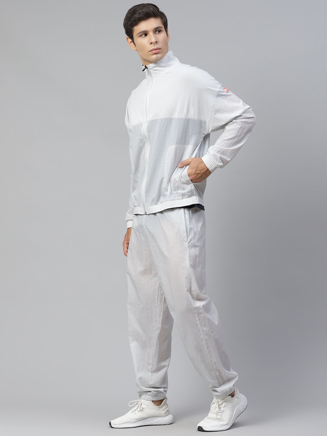  Reebok Men Grey Solid Slim Fit Training MYT Tracksuit