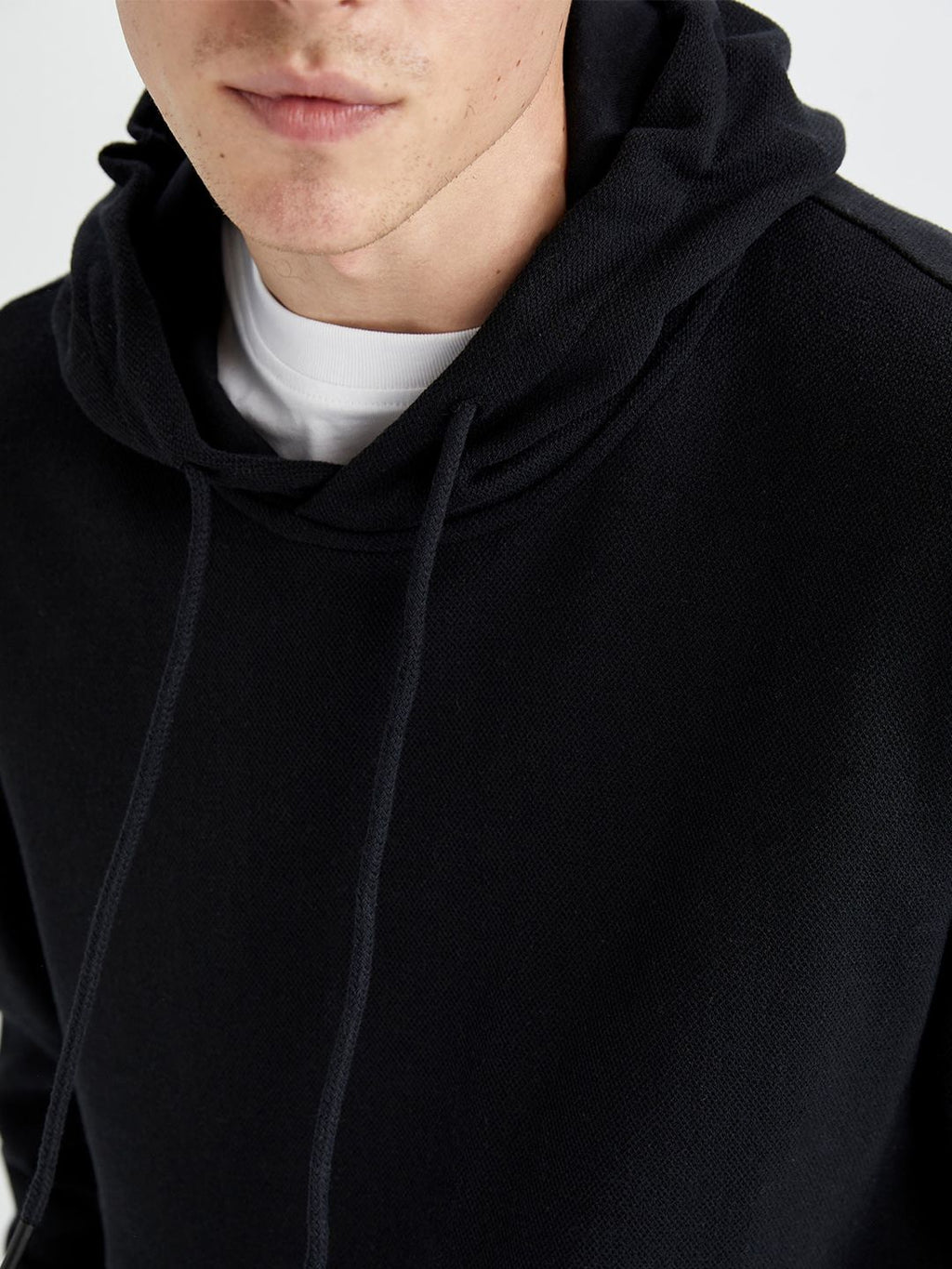  DeFacto Hooded Pullover Sweatshirt