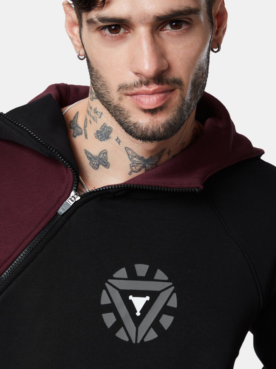  The Souled Store Men Hooded Colourblocked Cotton Sweatshirt