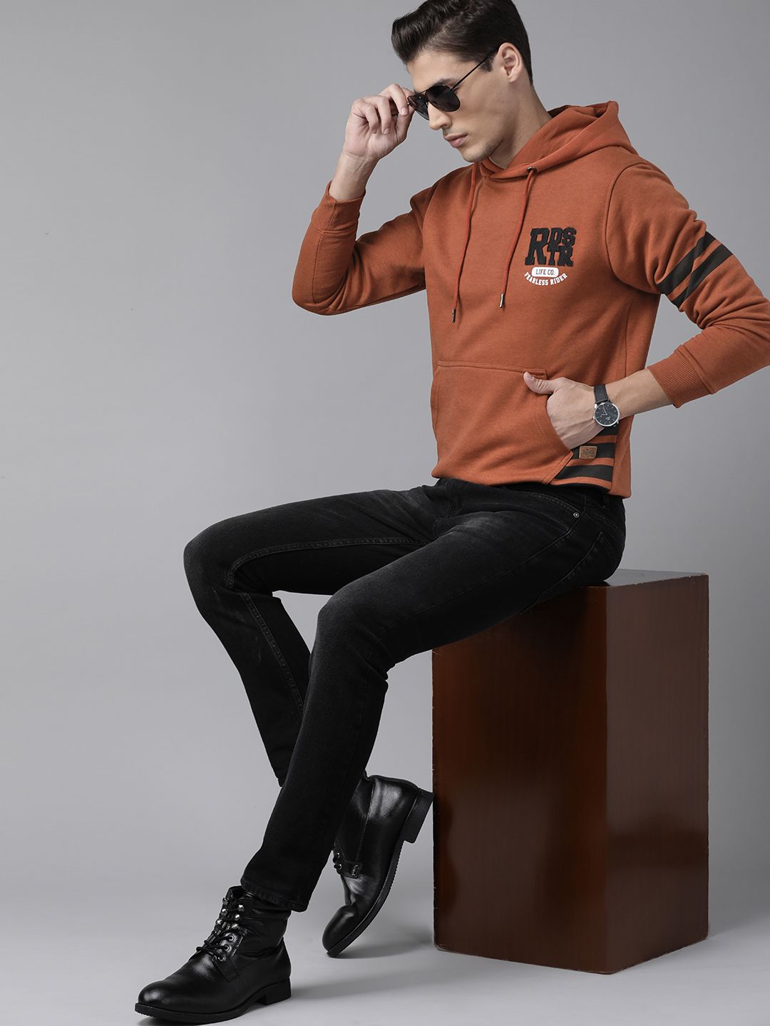  Roadster Men Rust Hooded Sweatshirt