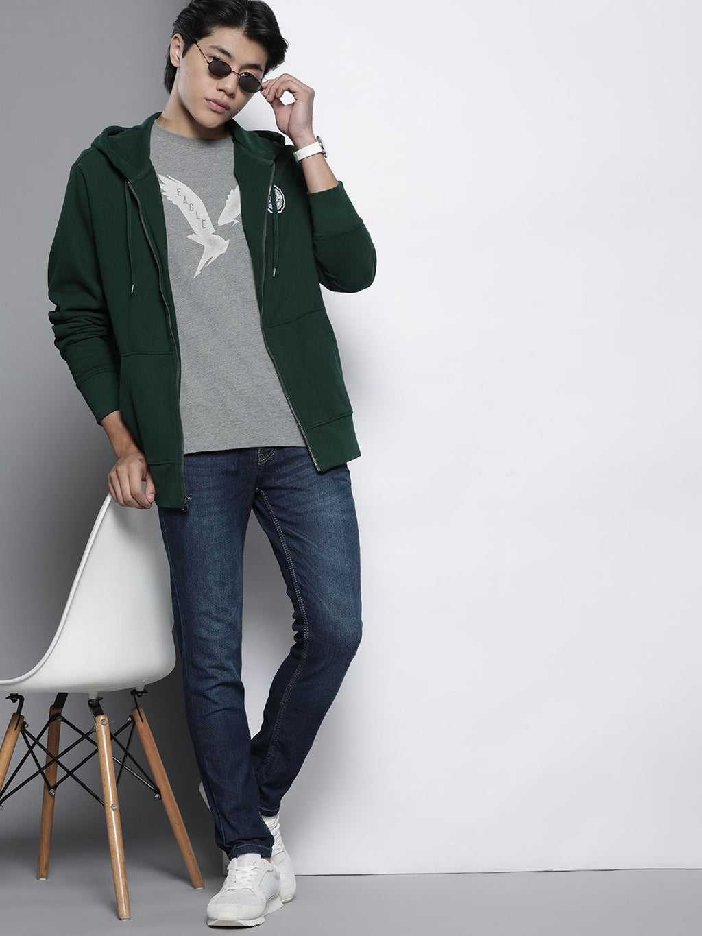  AMERICAN EAGLE OUTFITTERS Men Green Hooded Sweatshirt
