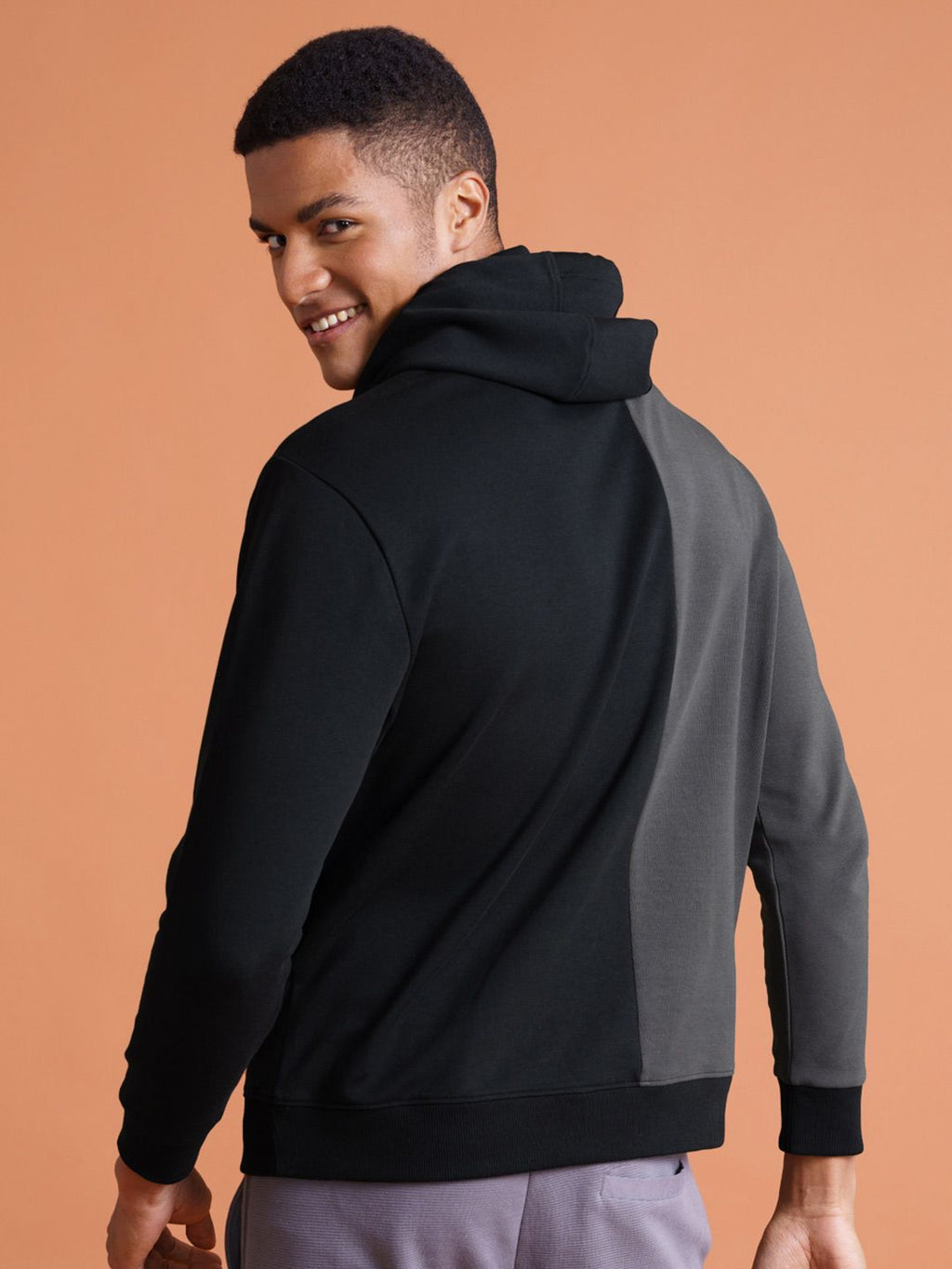  DAMENSCH Cotton Regular Fit Colorblocked Hooded Sweatshirt