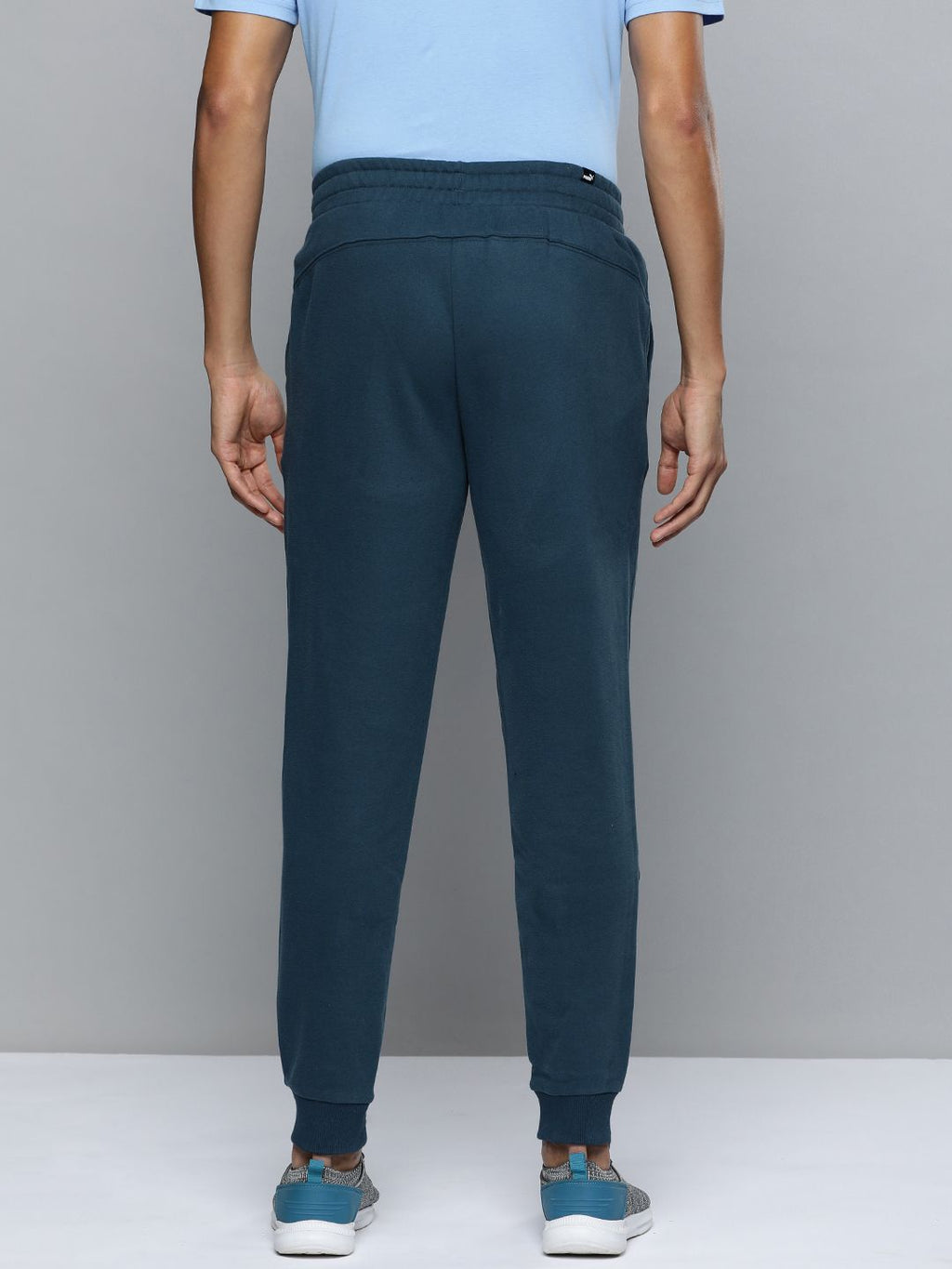  Puma Men Essential ELEVATED Solid Regular Fit Mid-Rise Joggers