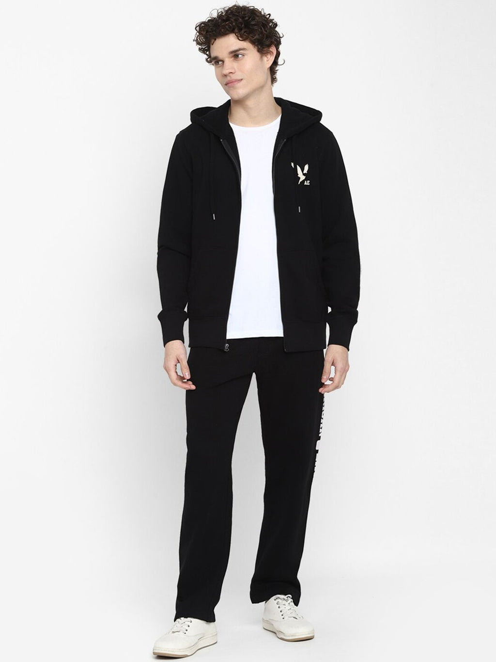  AMERICAN EAGLE OUTFITTERS Men Solid Black Cotton Track Pants
