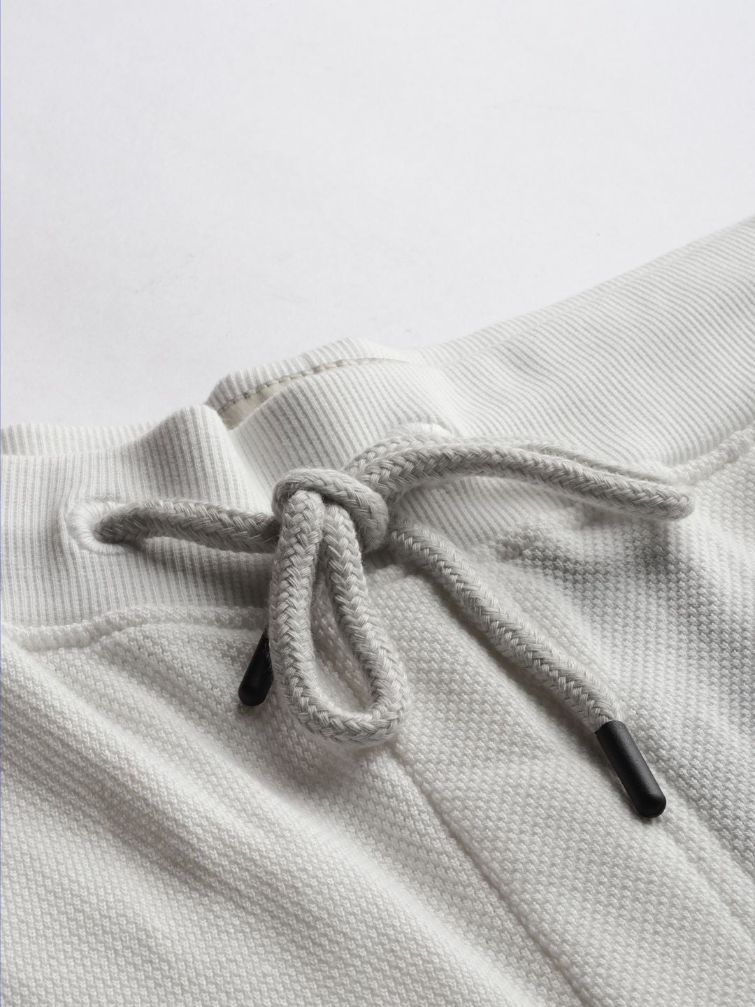  WROGN Men White Solid Slim Fit Joggers With Printed Detailing