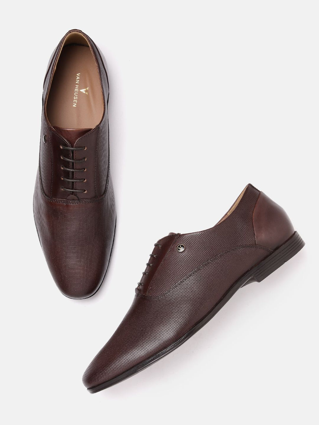  Van Heusen Men Leather Textured Formal Oxfords