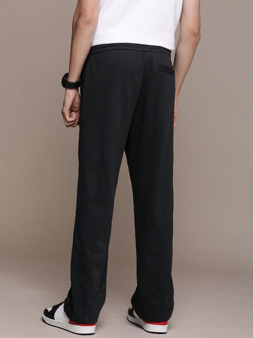  Calvin Klein Jeans Men Mid-Rise Pure Cotton Track Pants With Typography Embroidered Detail