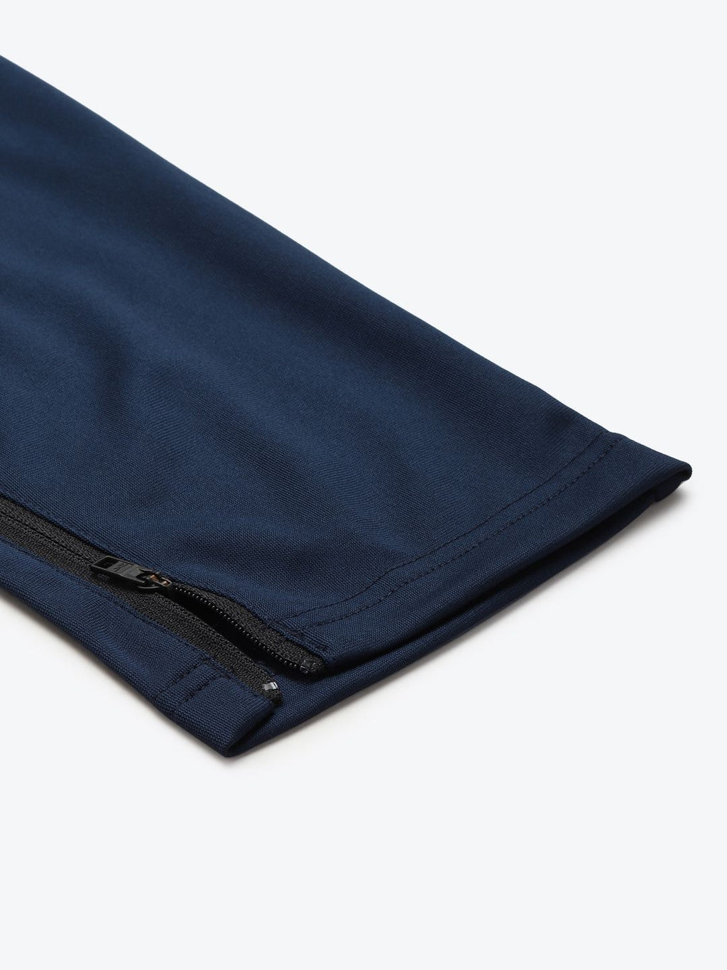  Reebok Men Navy Blue Solid WOR SL Trackster Speedwick Training Track Pants