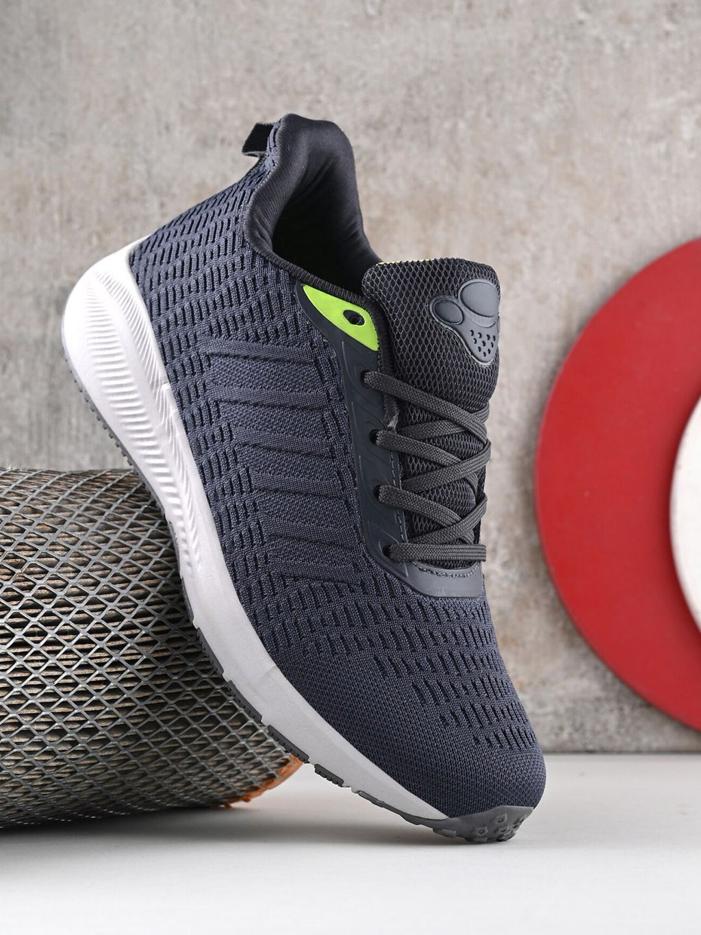  HRX By Hrithik Roshan Men Grey & White Mesh Walking Shoes