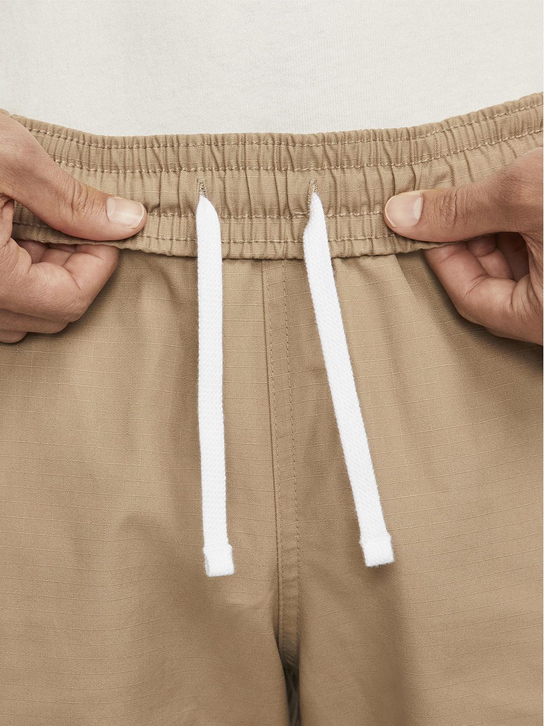  Nike Men Club Logo Printed Woven Cargo Track Pants
