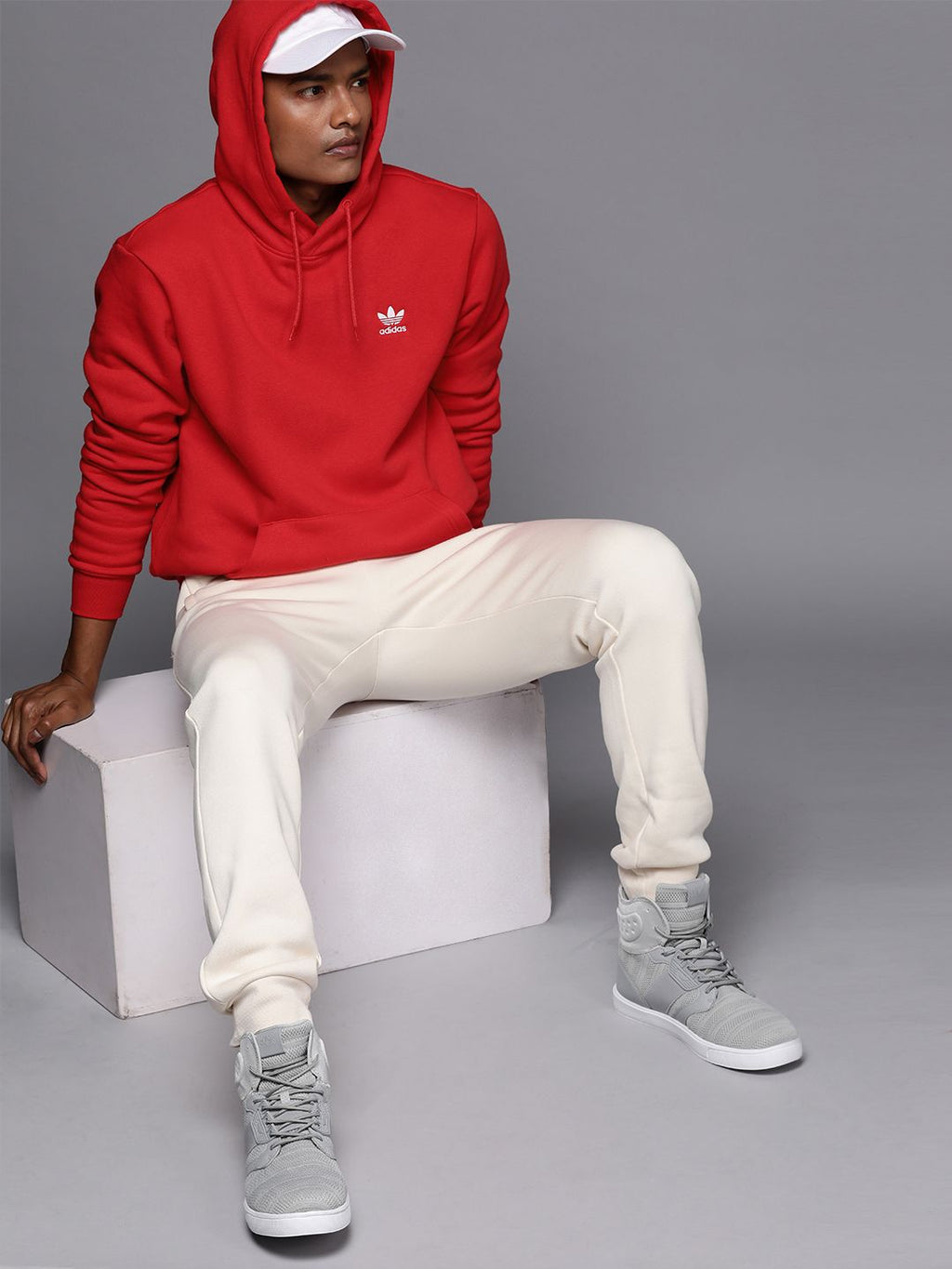  ADIDAS Originals Trefoil Essential Hooded Sweatshirt