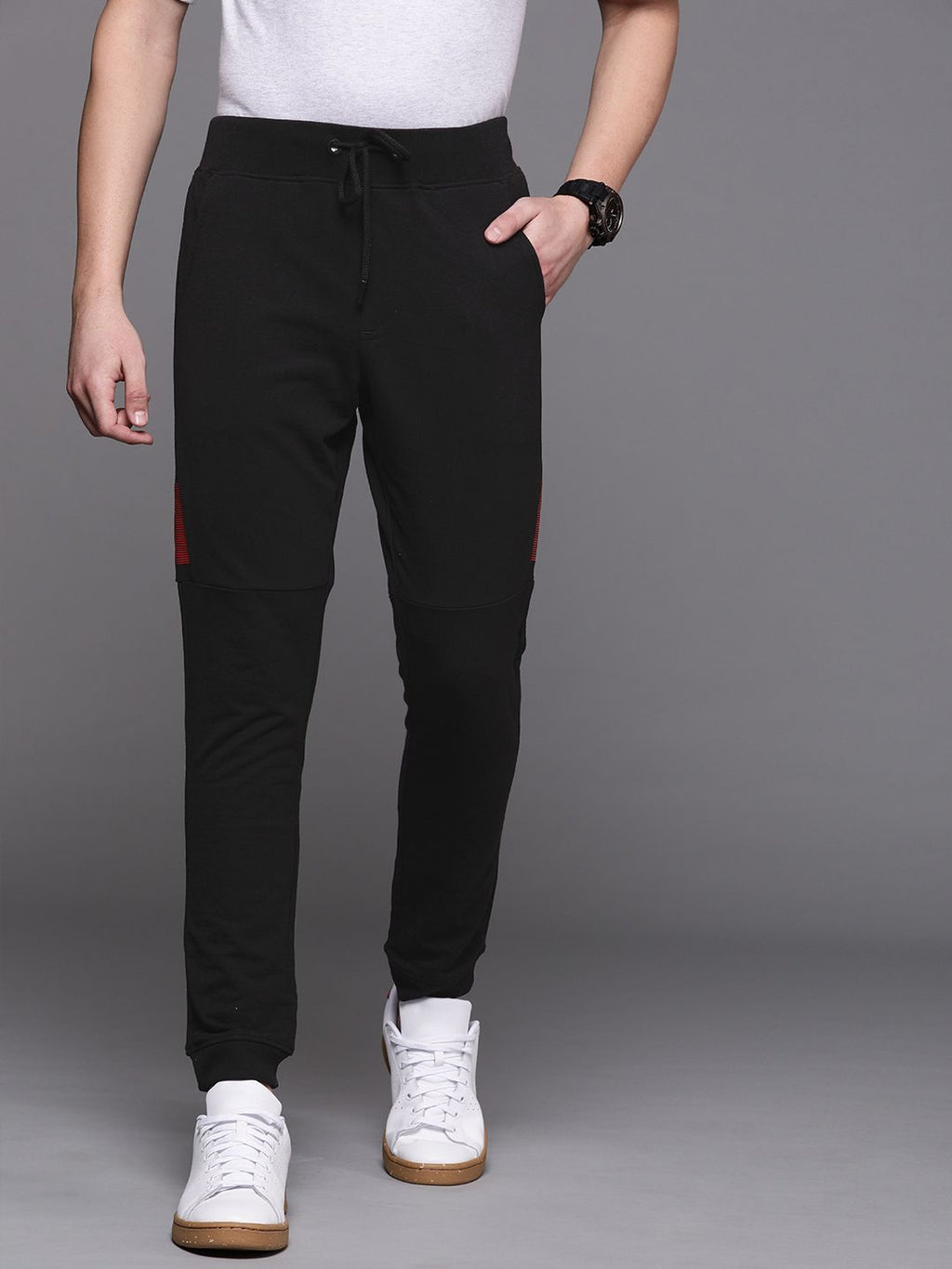  WROGN Men Black Solid Slim Fit Joggers